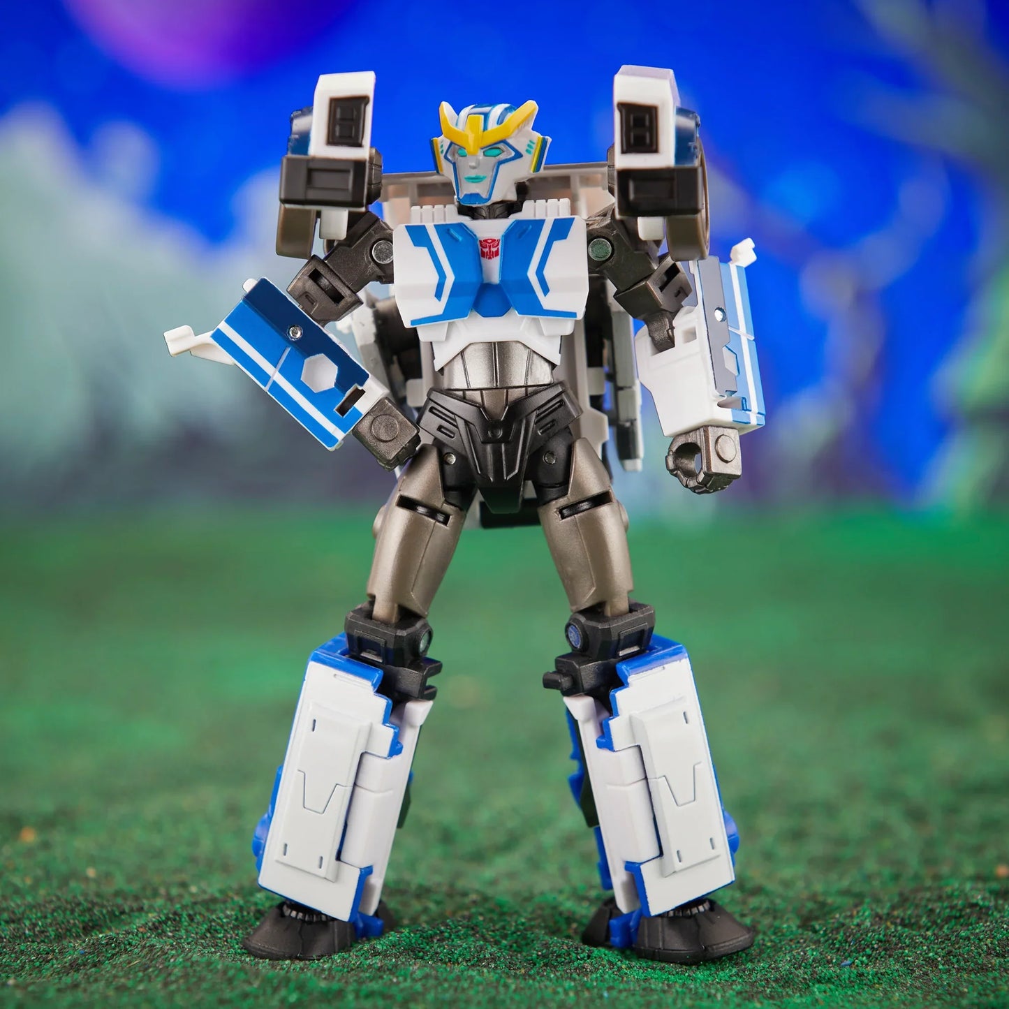 Transformers Generaciones Legado Evolución Robots disfrazados 2015 Universo Strongarm