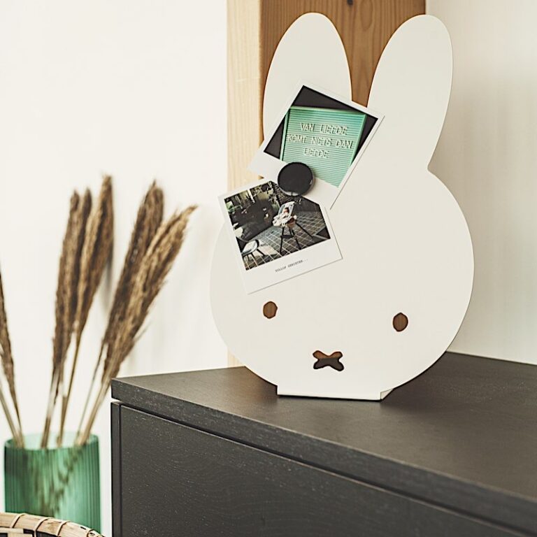 Quadro magnético de mesa da Miffy Rabbit