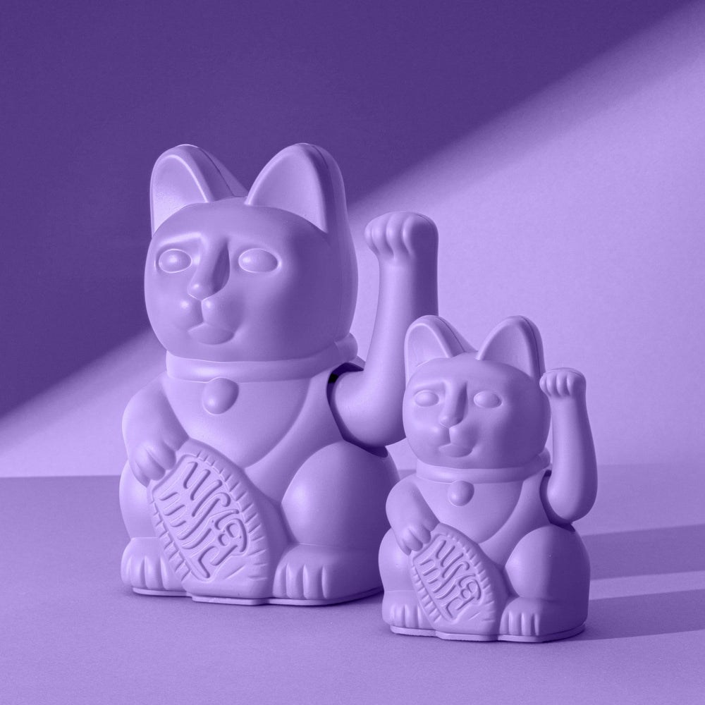 Mini gato de la suerte color lila