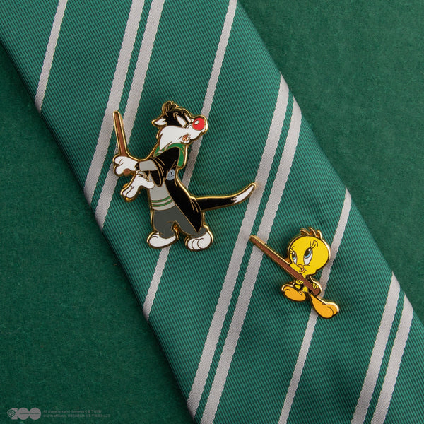 *Set of 2 Tweety & Sylvester Pins at Hogwarts