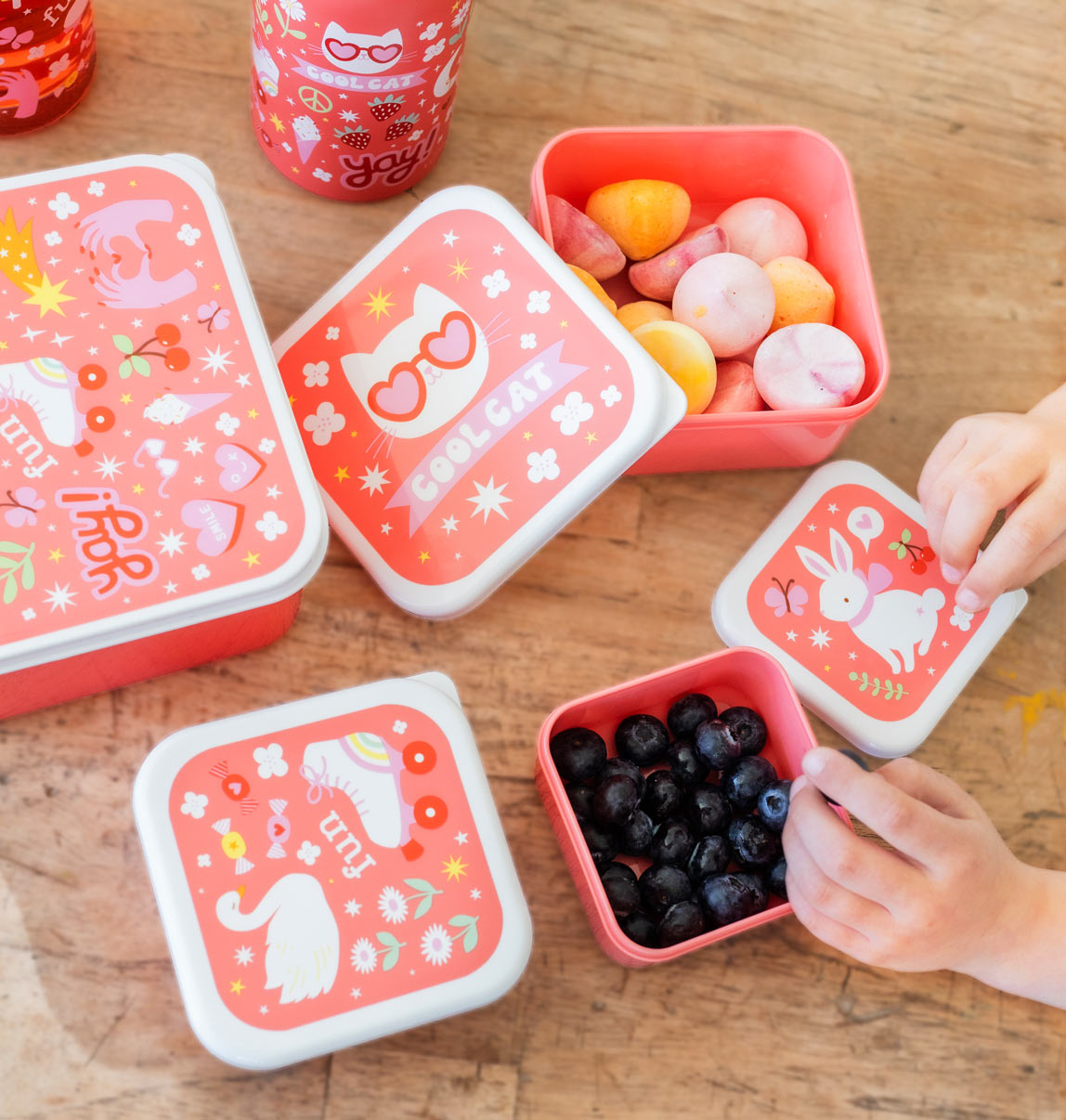 Lot de 4 boîtes repas et goûter - Fun – vue 6 – A Little Lovely Company
