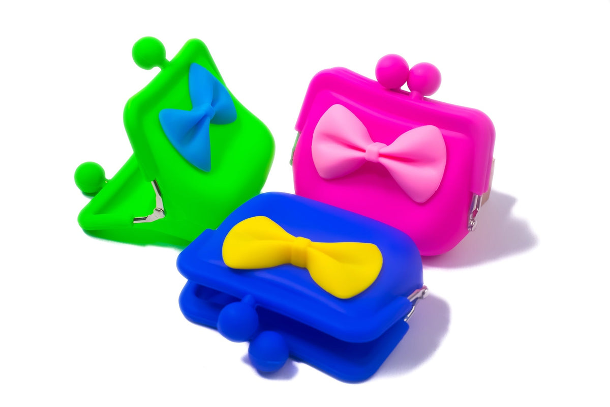 PORTE-MONNAIE EN SILICONE AVEC NŒUD 8 CM