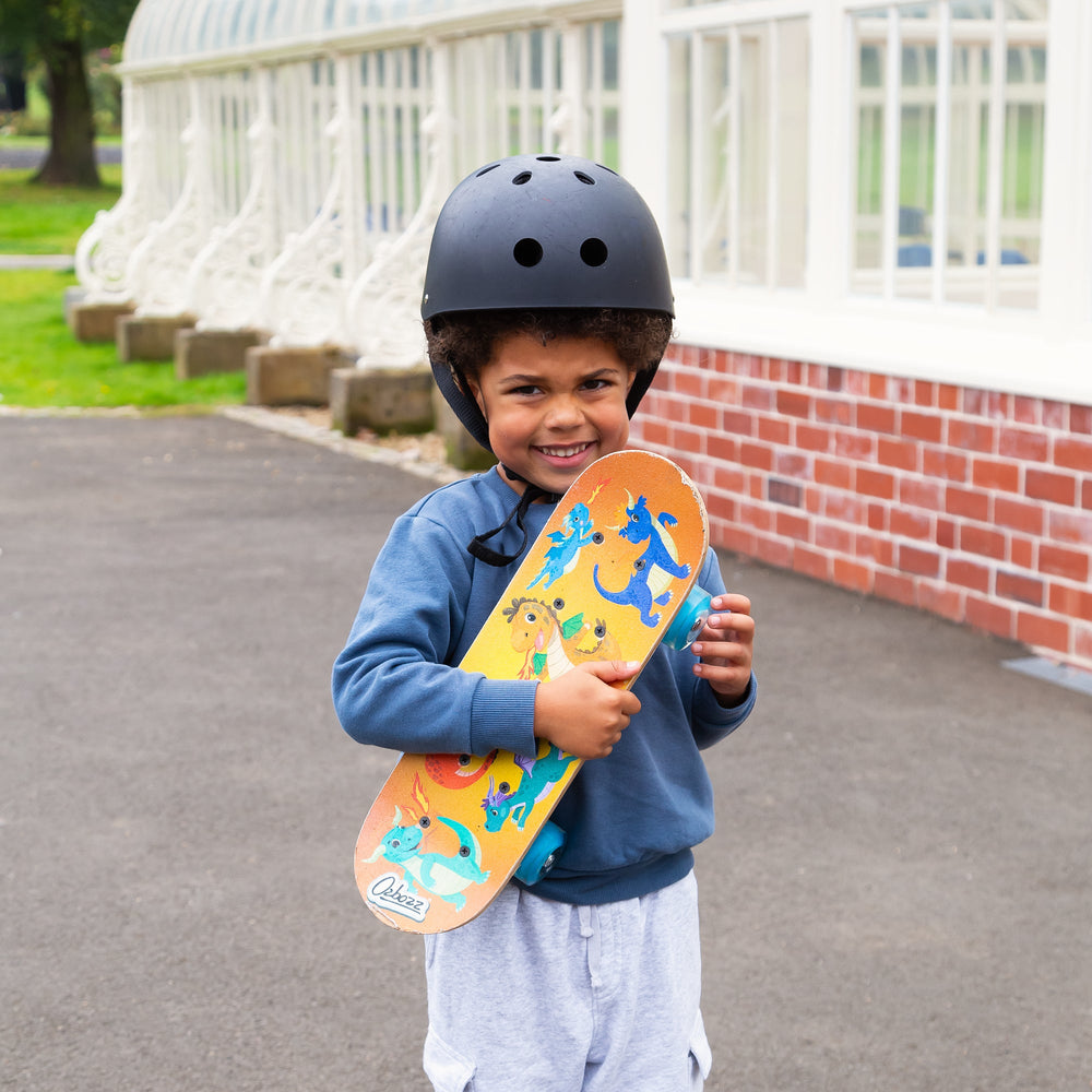 Skateboard Dragons à Roues Clignotantes – 17 pouces