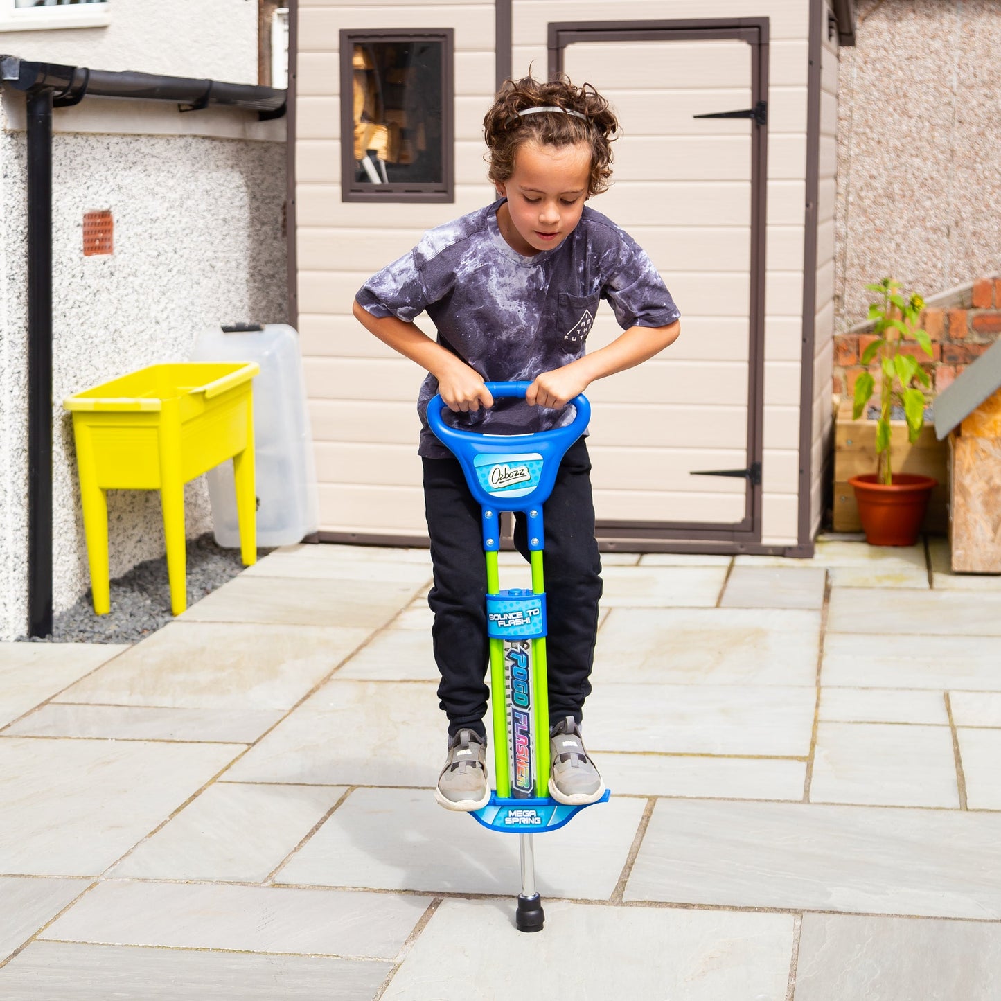 POGO STICK LUMINEUX BLEU 89CM