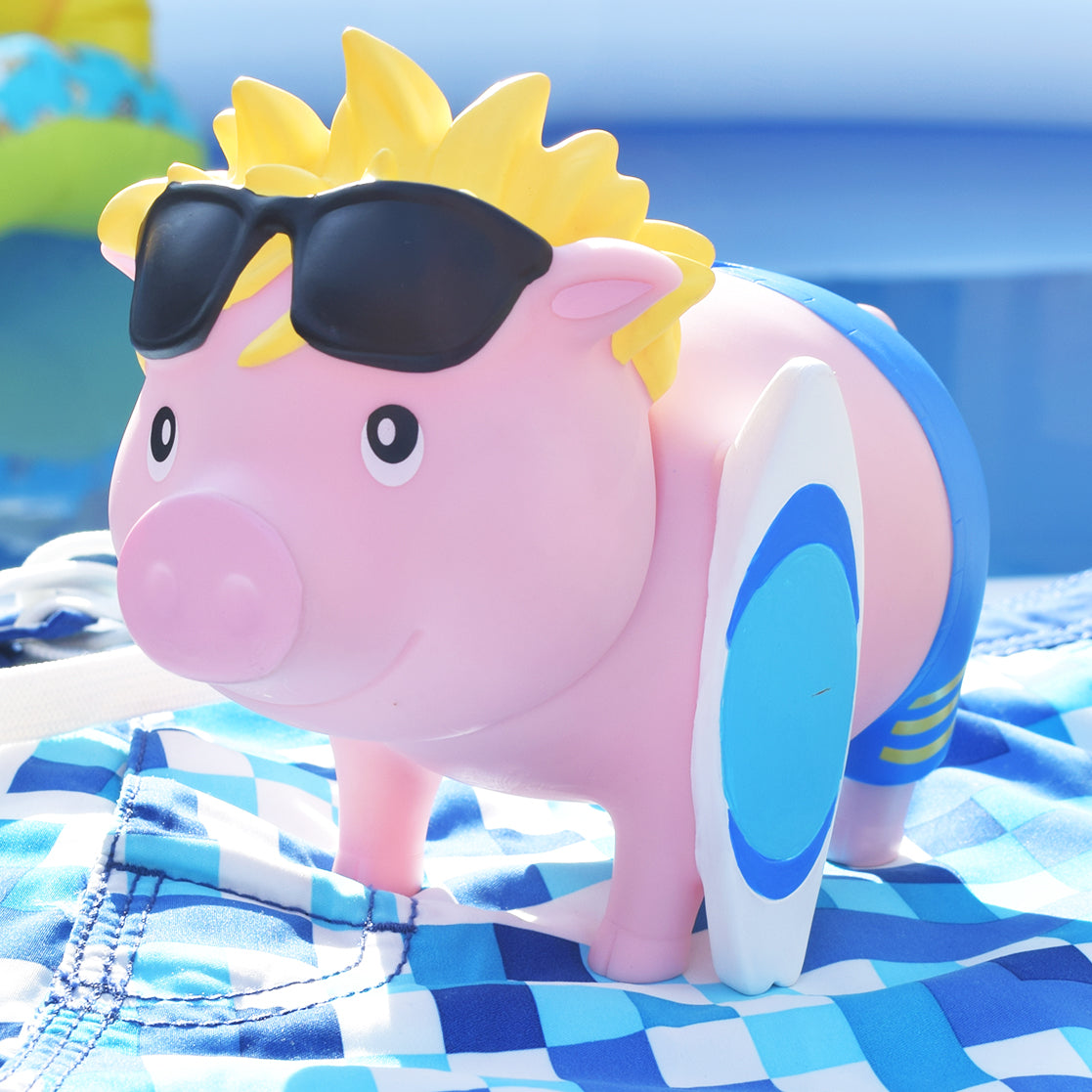 サーフィンをする豚