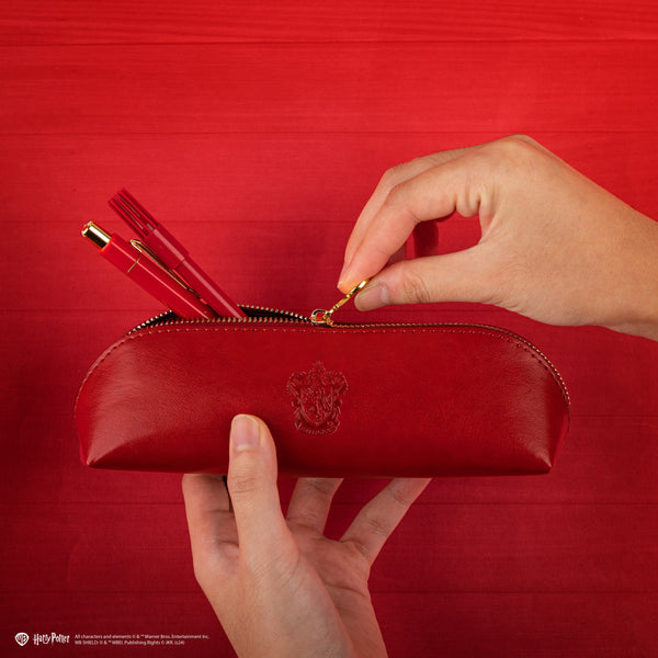 *Gryffindor faux leather toiletry bag