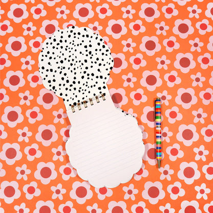 Carnet en forme d'abeille heureuse