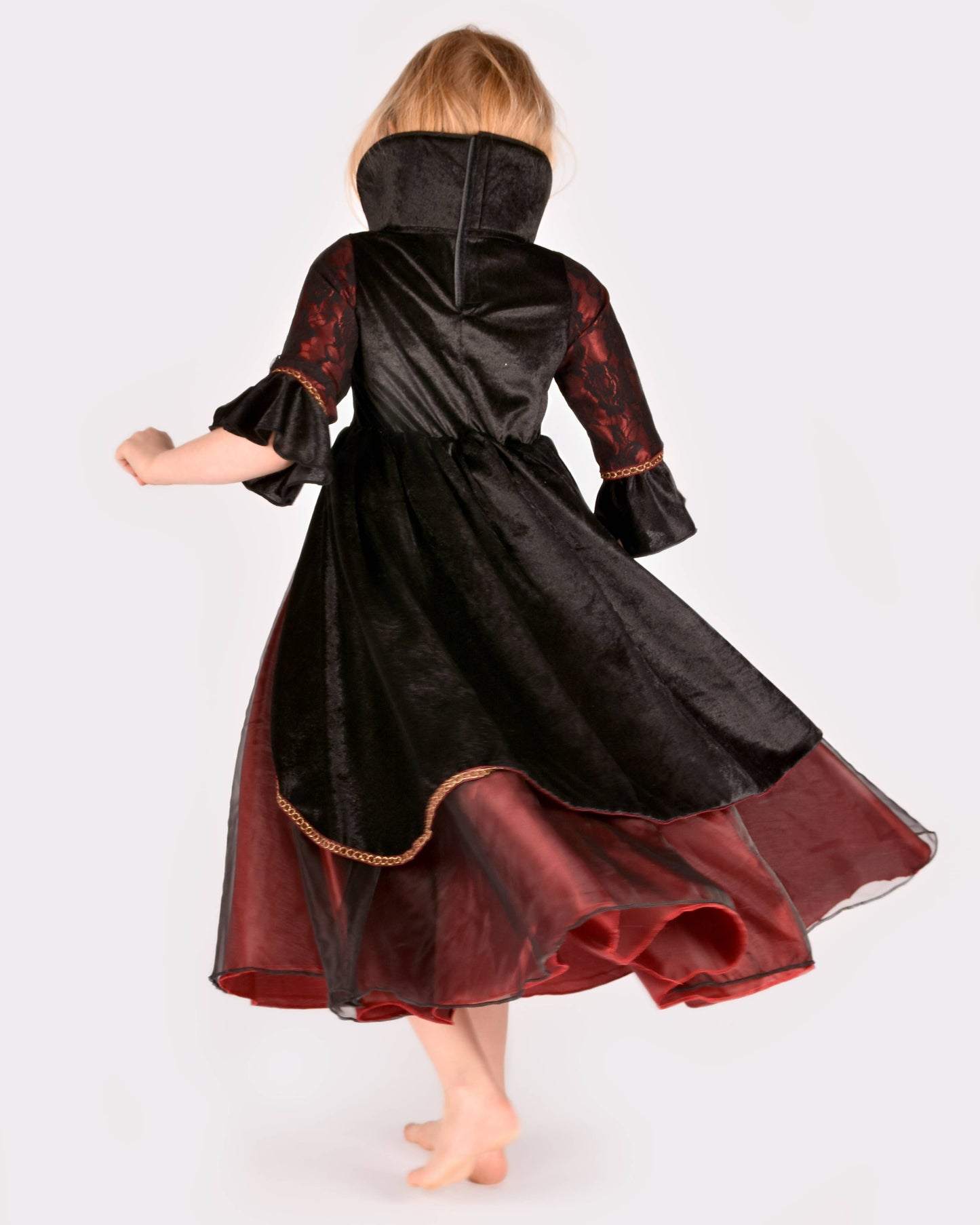 Deluxe Vampire Queen Dress 110-116 cm 4-6 years