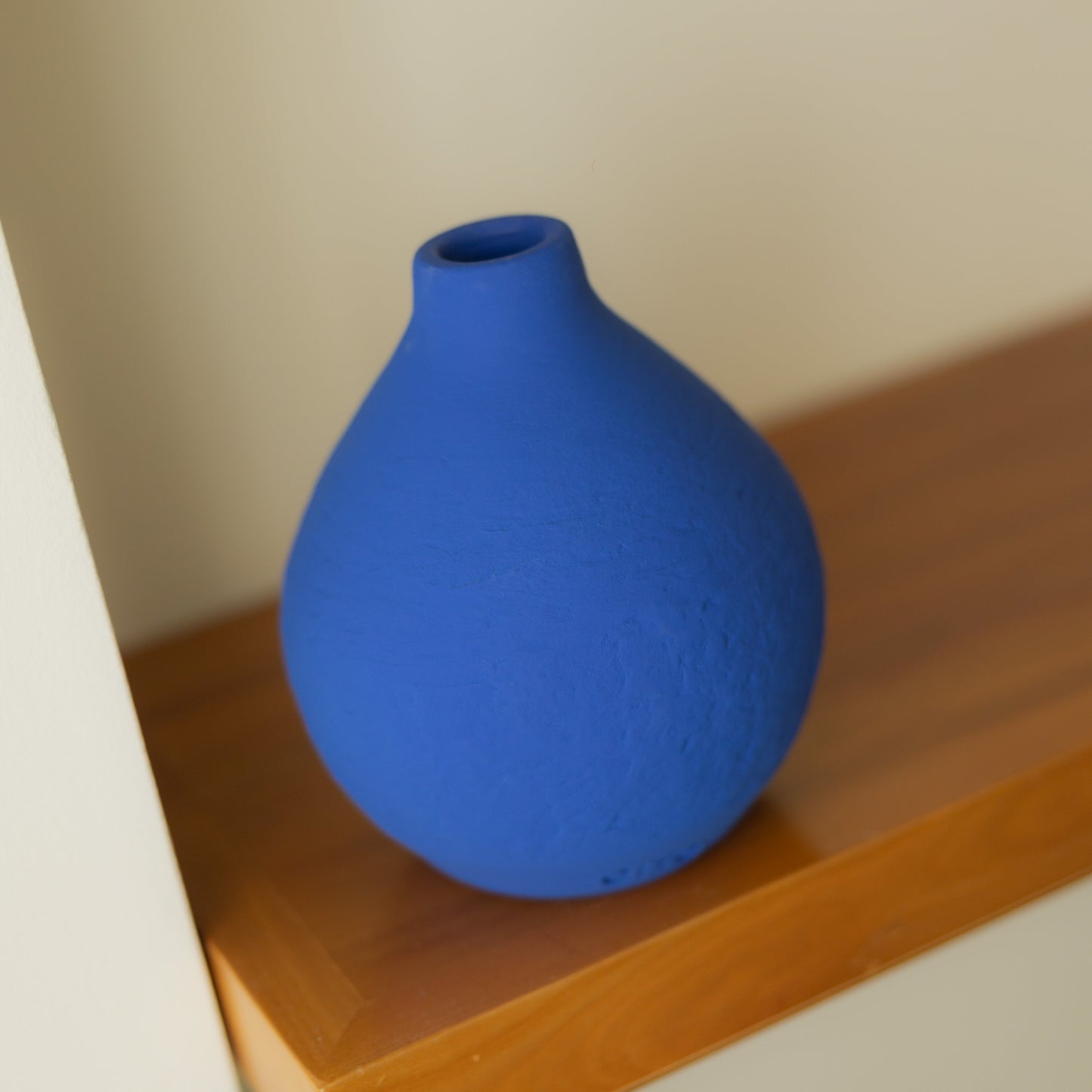 Vase décoratif Milos en céramique – Oito.Atelier – vue 3