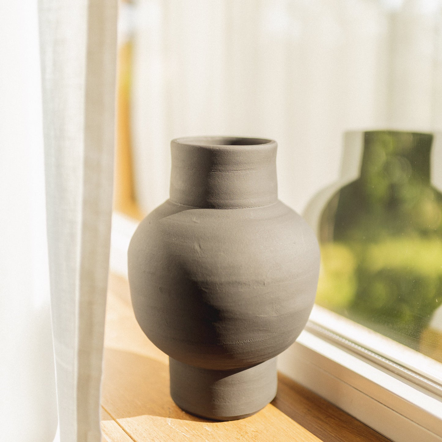 Vase décoratif Parma en céramique – Oito.Atelier – vue 2