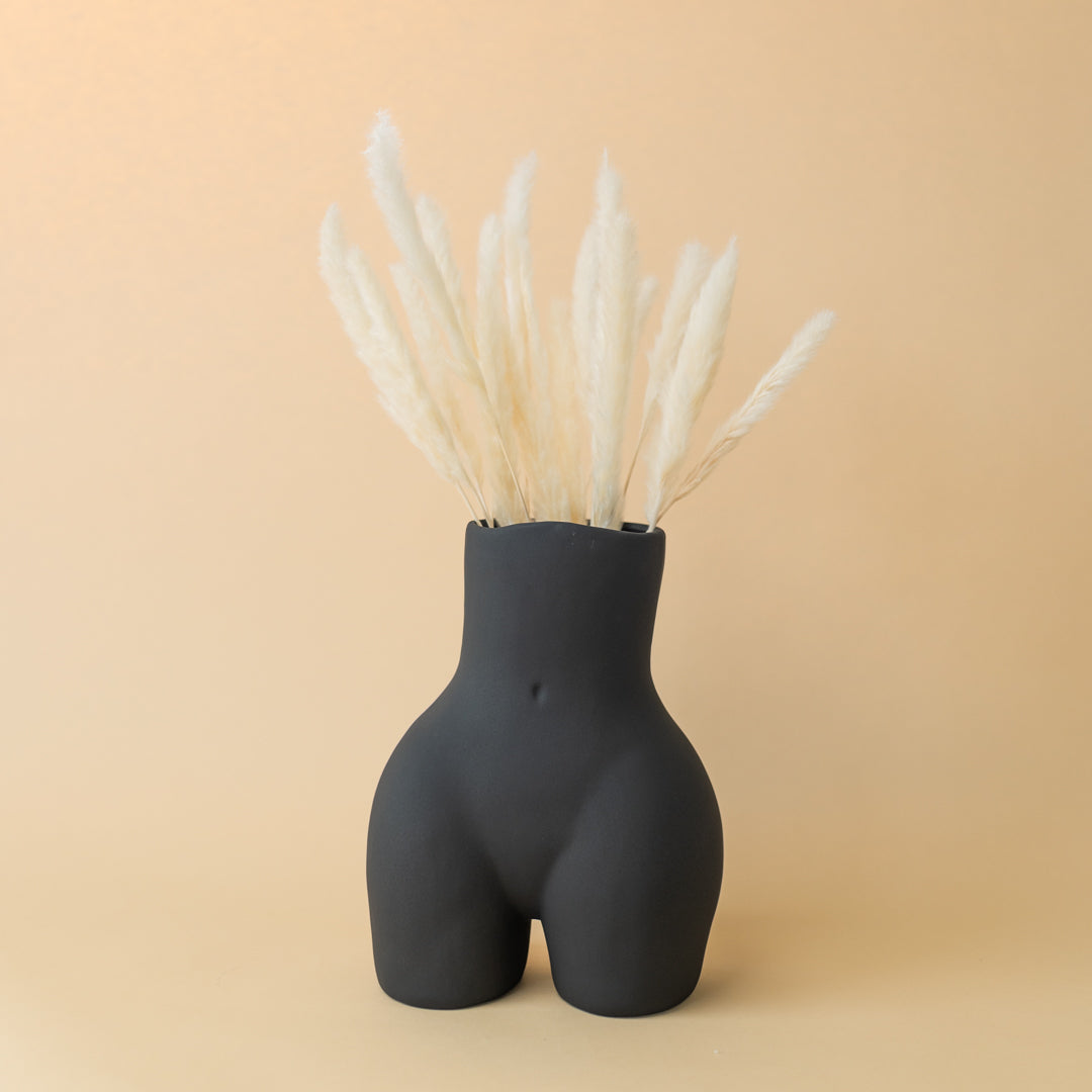 Vase sculptural Nude en céramique – Oito.Atelier – vue 17