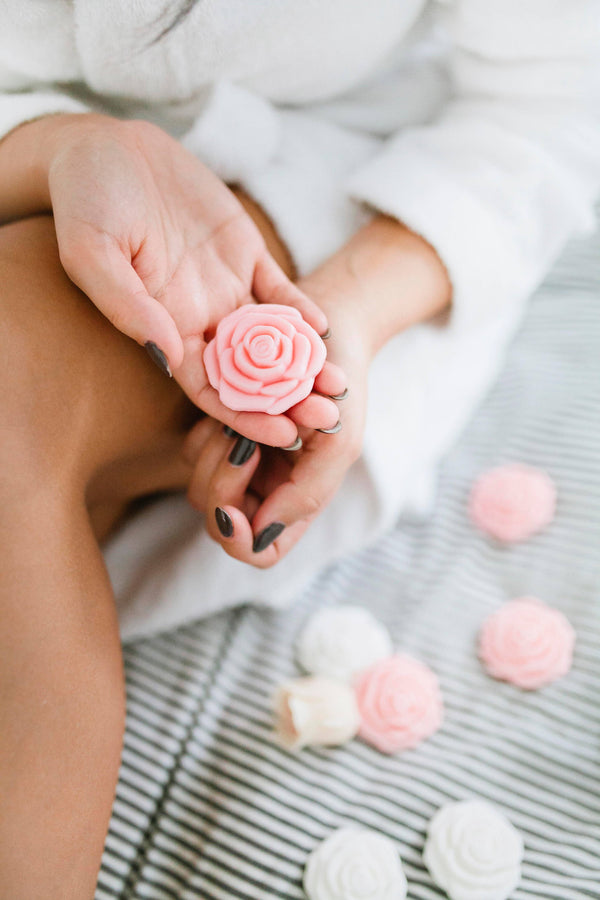 3 sabonetes ROSA numa embalagem