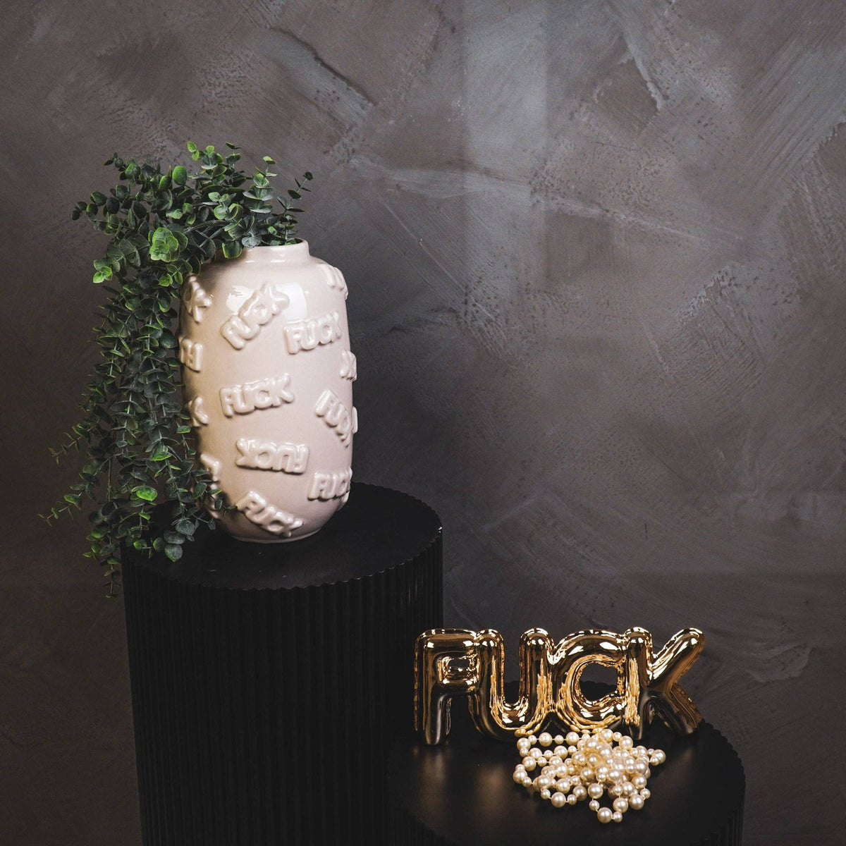 Vaso - 'FUCK' - Ceramica - Beige - 17x17x27cm