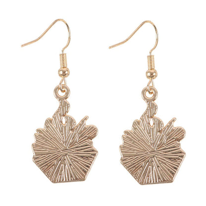 Pendientes de dados en llamas