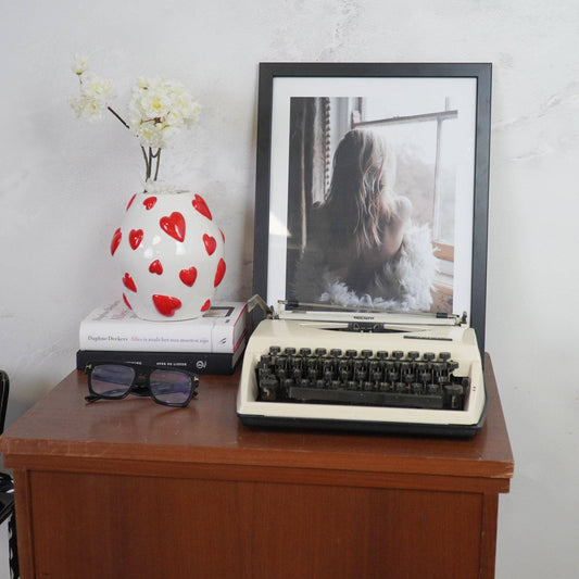 Jarrón de flores con forma de corazón - Blanco/Rojo