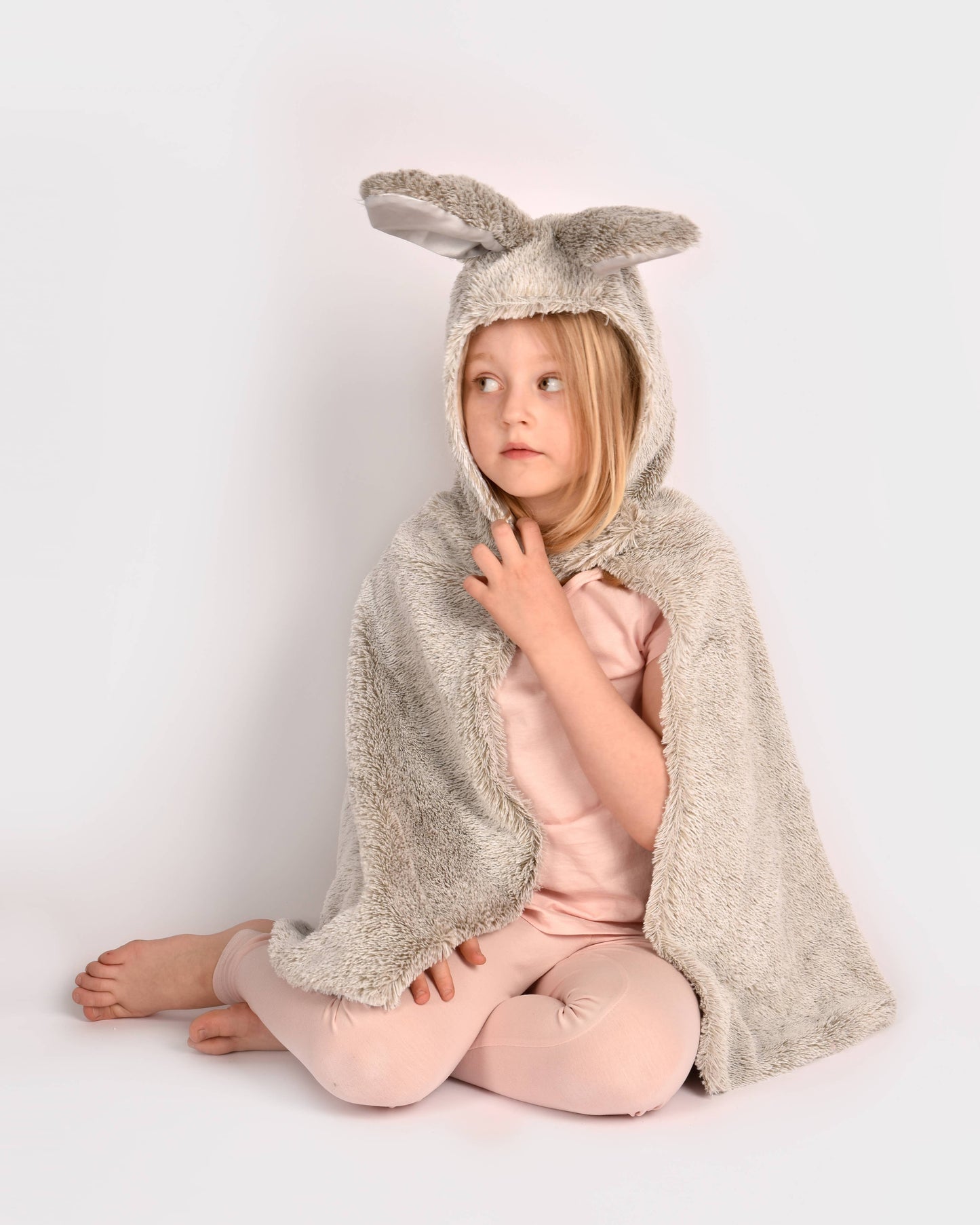 Cape Bunny Fluffy Deluxe 98-128 cl 3-8 ans