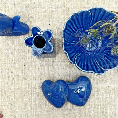 Blue heart salt and pepper set L7 W6.5 H2cm
