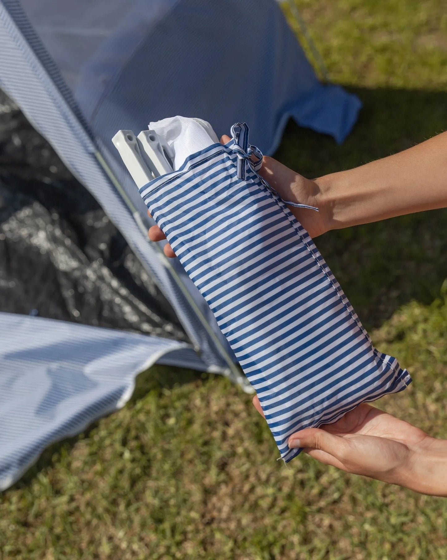 Foldable beach tent - SANTA CRUZ
