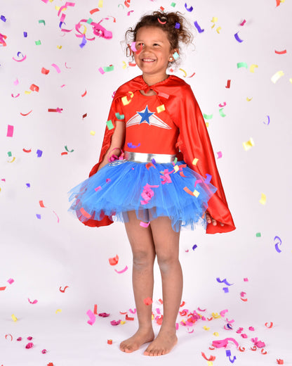 Super Wondergirl avec cape 110-116 cl 4-6 ans