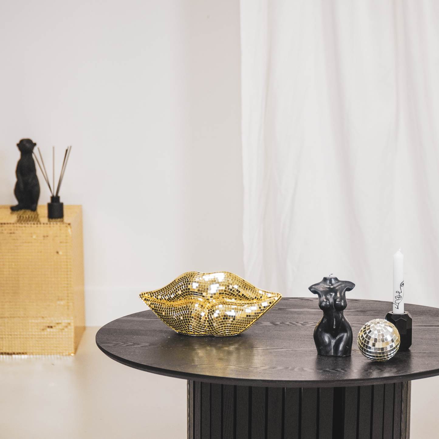 Adorno - Disco - Labios - Vidrio - Dorado - 29x10x13,5 cm