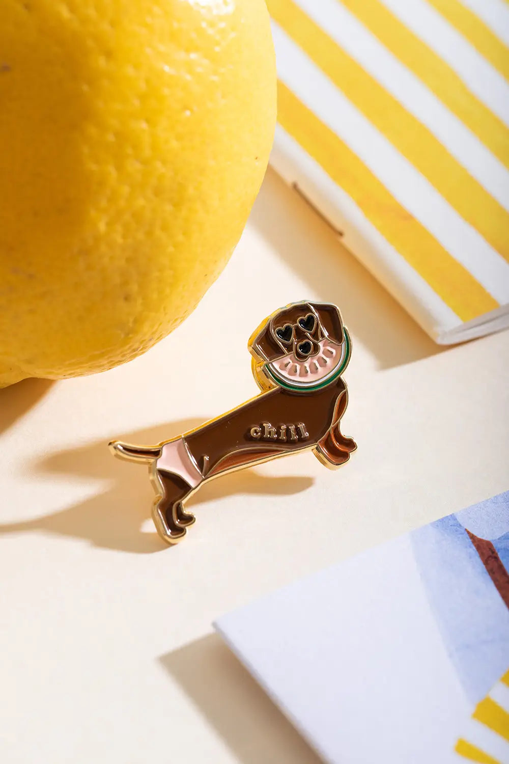 Chill Doggy - Pins