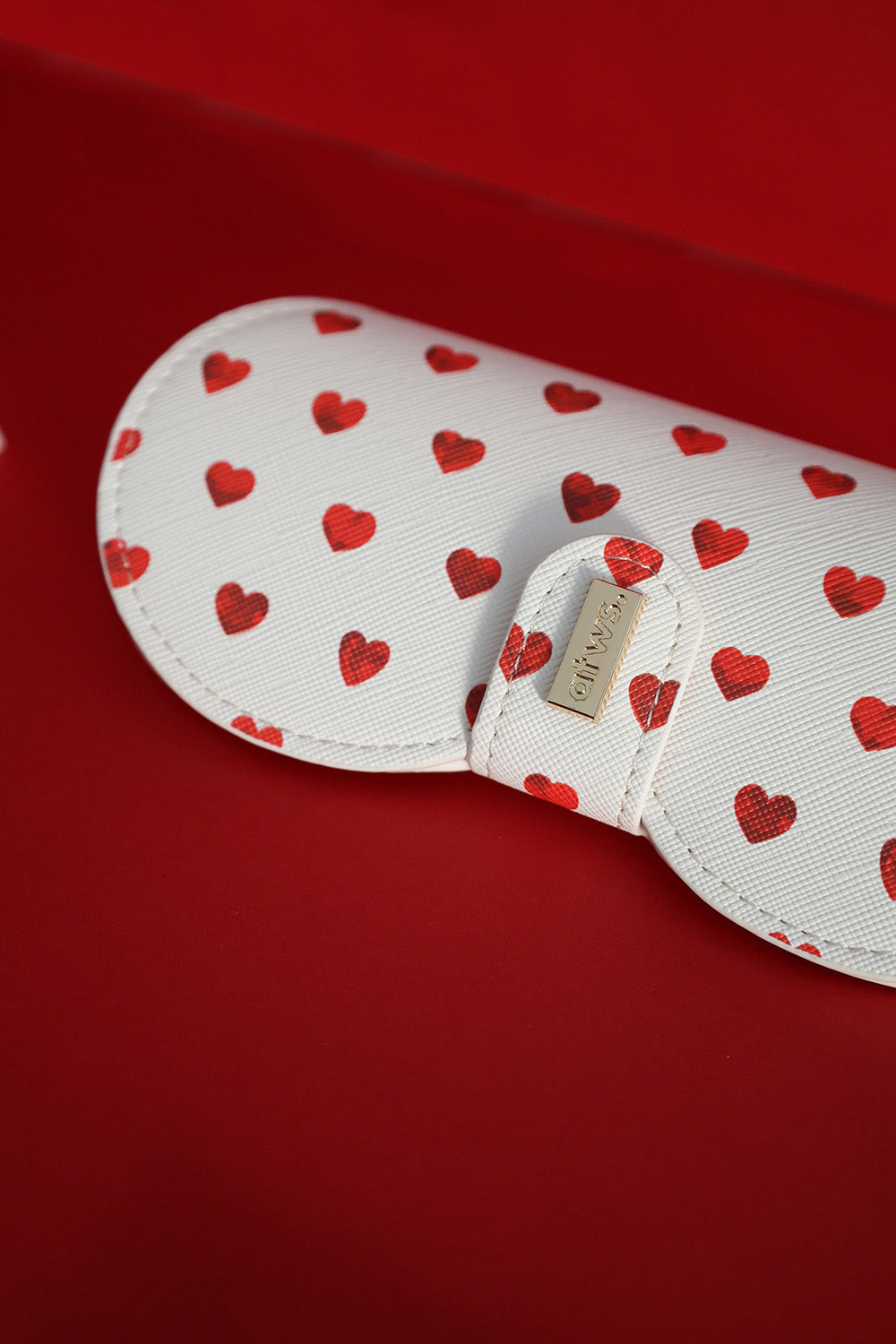Red hearts - Clip Case