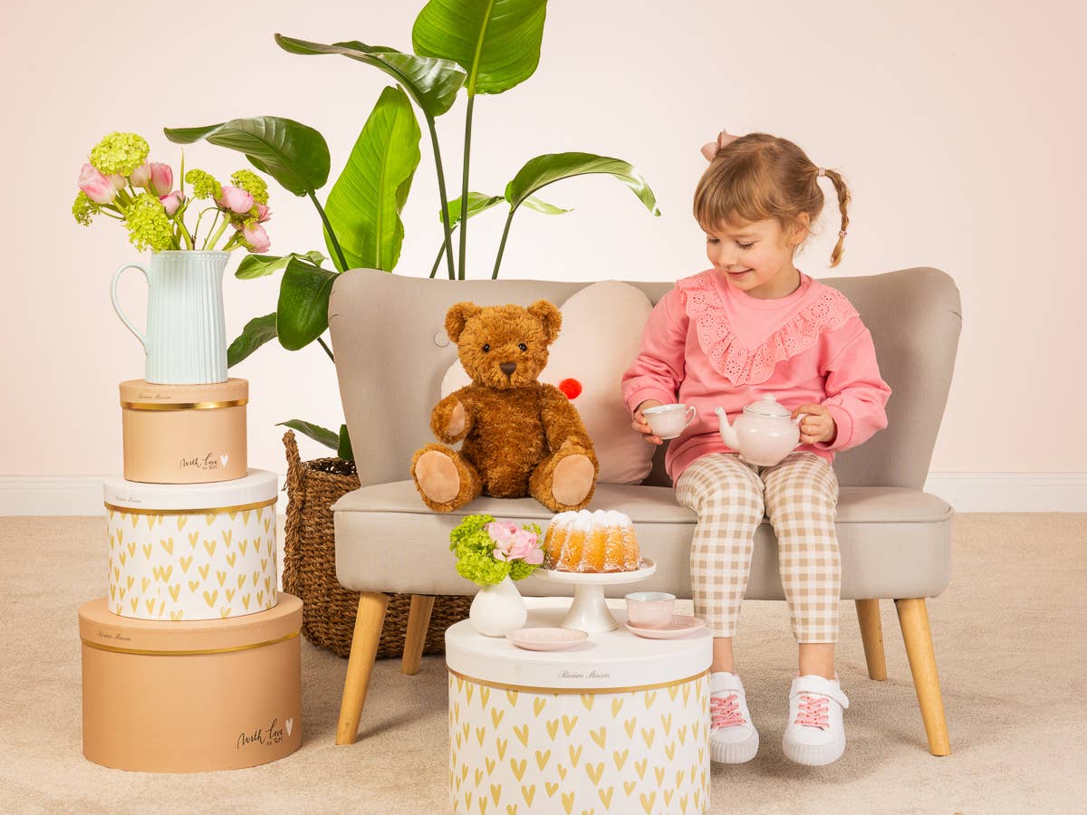 Oso de peluche marrón clásico con 5 puntos de articulación.