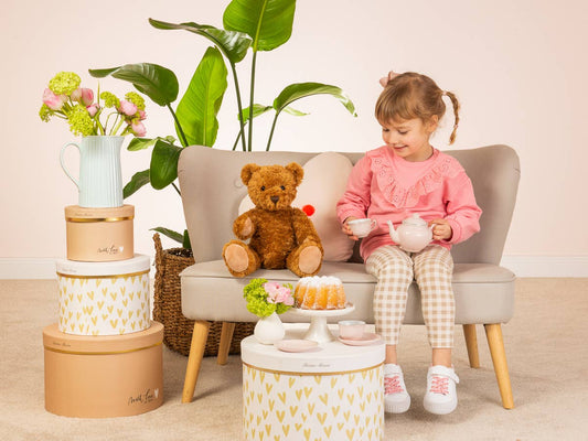 Oso de peluche marrón clásico con 5 puntos de articulación.