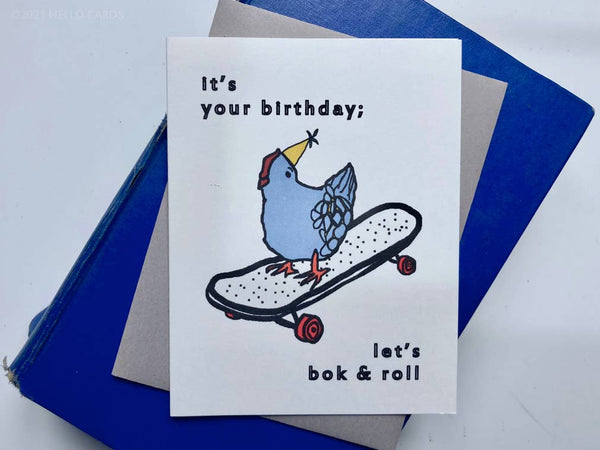 Carte d'anniversaire « Bok & Roll » Skateboard Poulet