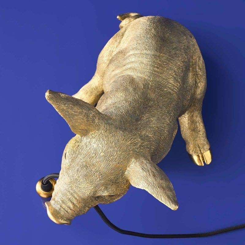 Lampada da tavolo a forma di maiale dorato
