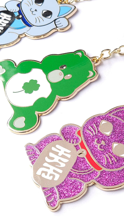 Llavero rosa brillante de gato de la suerte