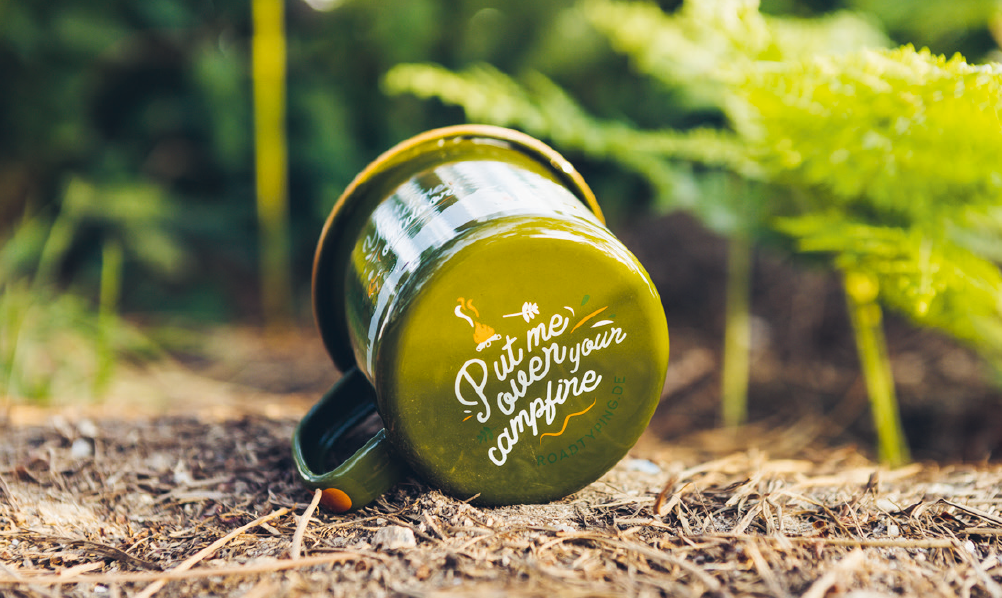 Mug en émail “You Find Me Outdoors”