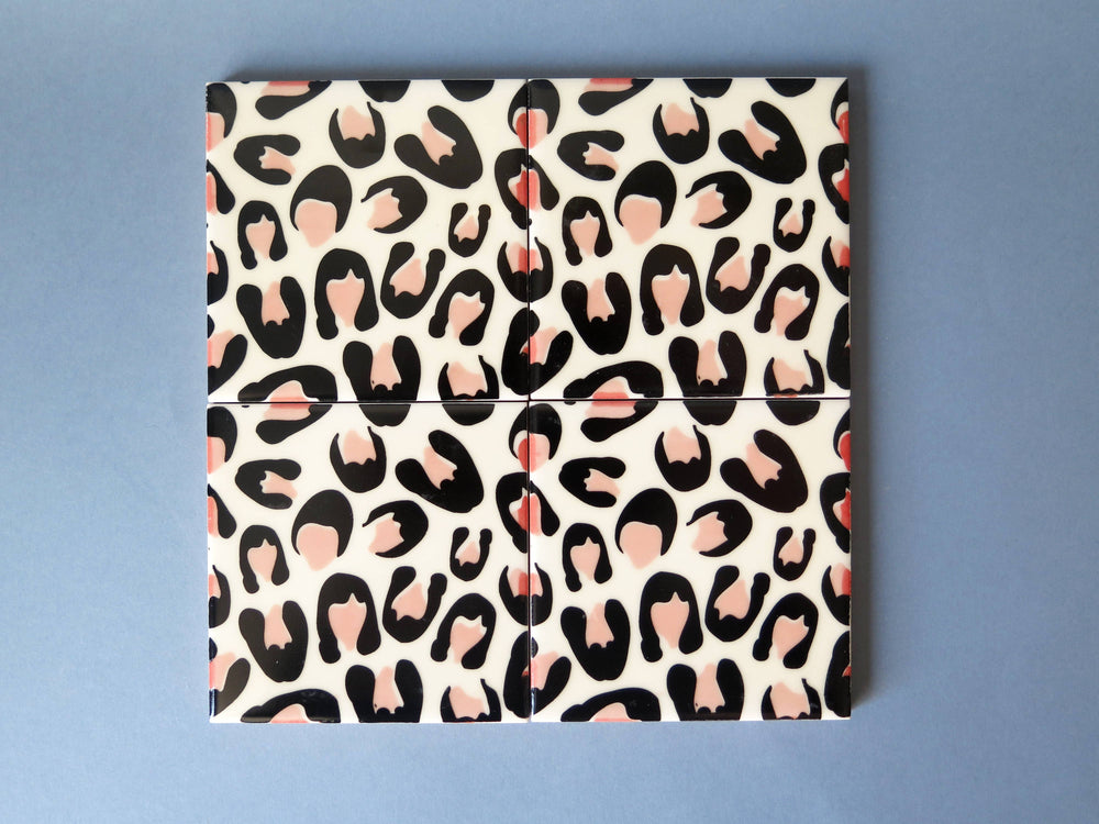 Sottobicchieri in ceramica con motivo leopardato