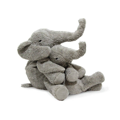 Pequeño elefante de peluche