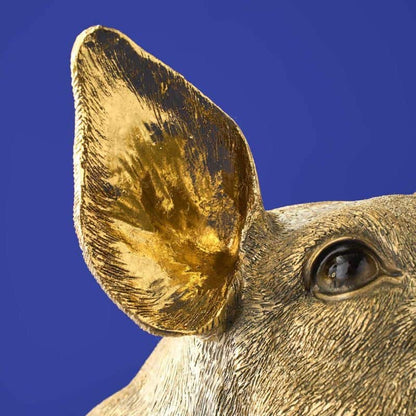 Lampada da tavolo a forma di maiale dorato