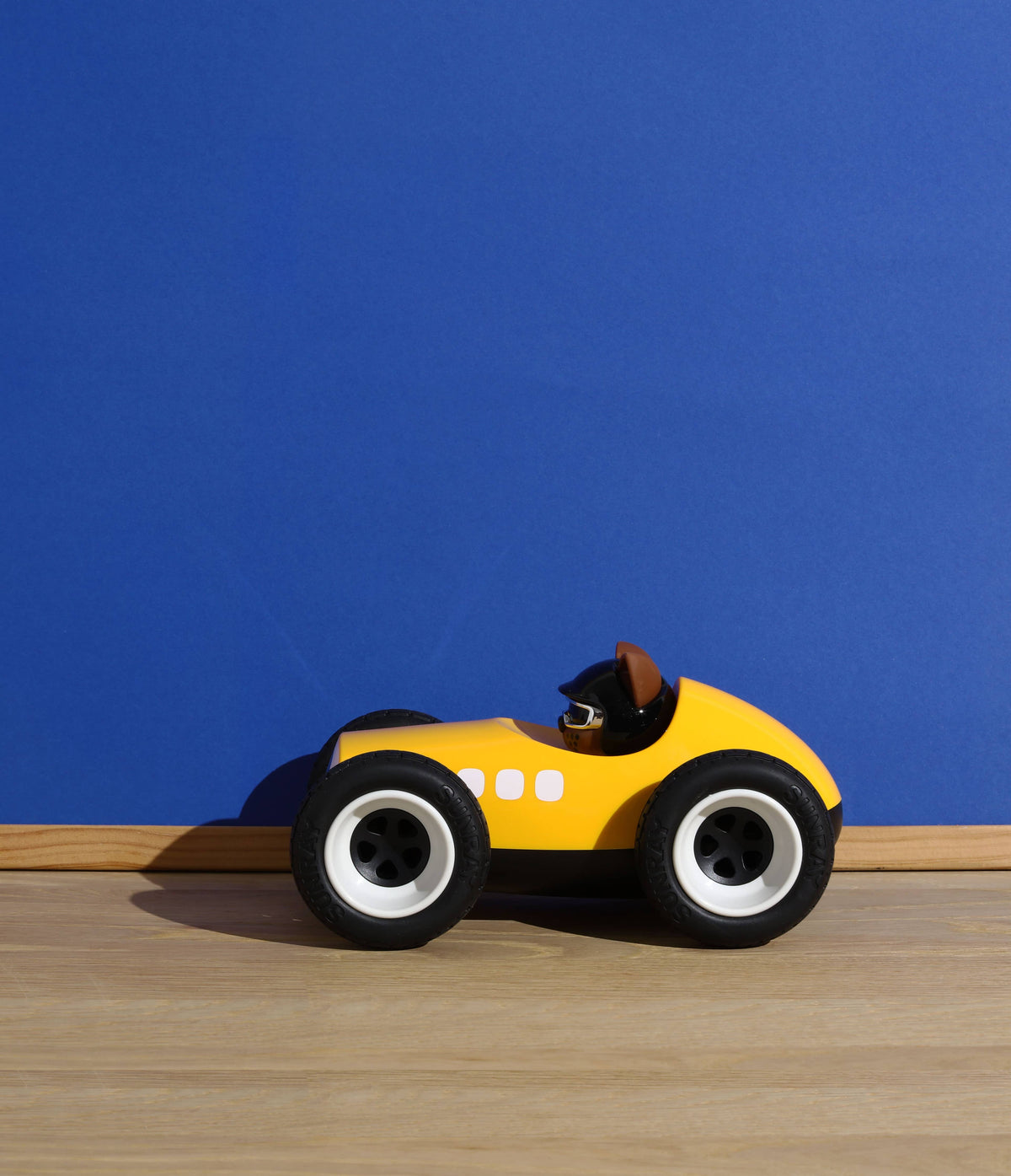 Egg Karlos Car - Sunnysider - Giallo