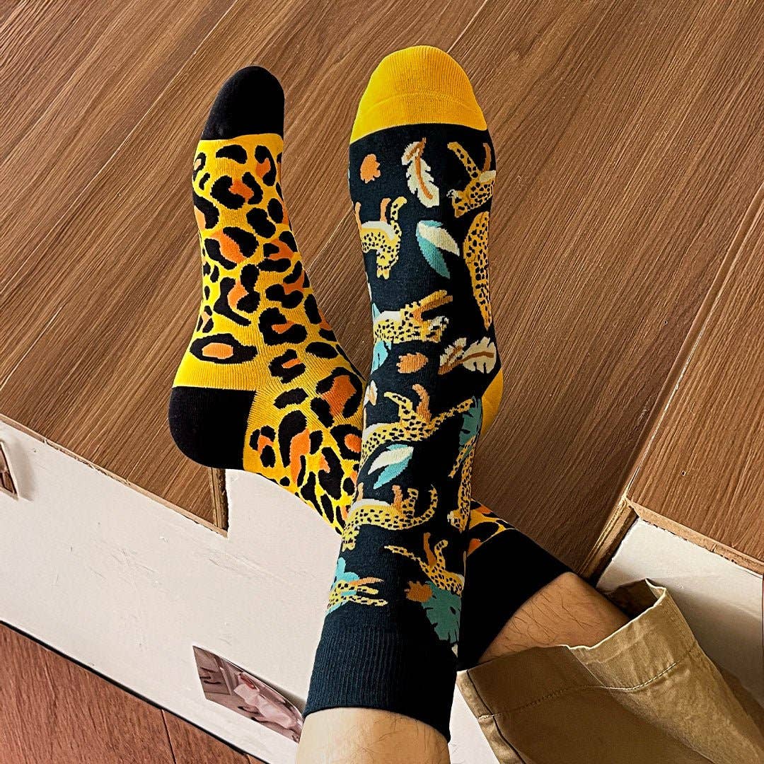 Fun "seamless" cotton socks. LEOPARD