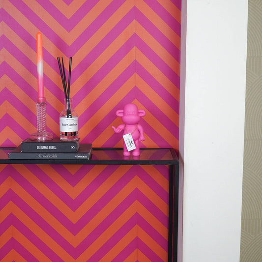 Ornement - Figurine Singe Hang Loose 'La Légende' - Rose - 11x7x19cm