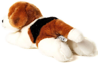 Cachorro beagle de peluche, acostado