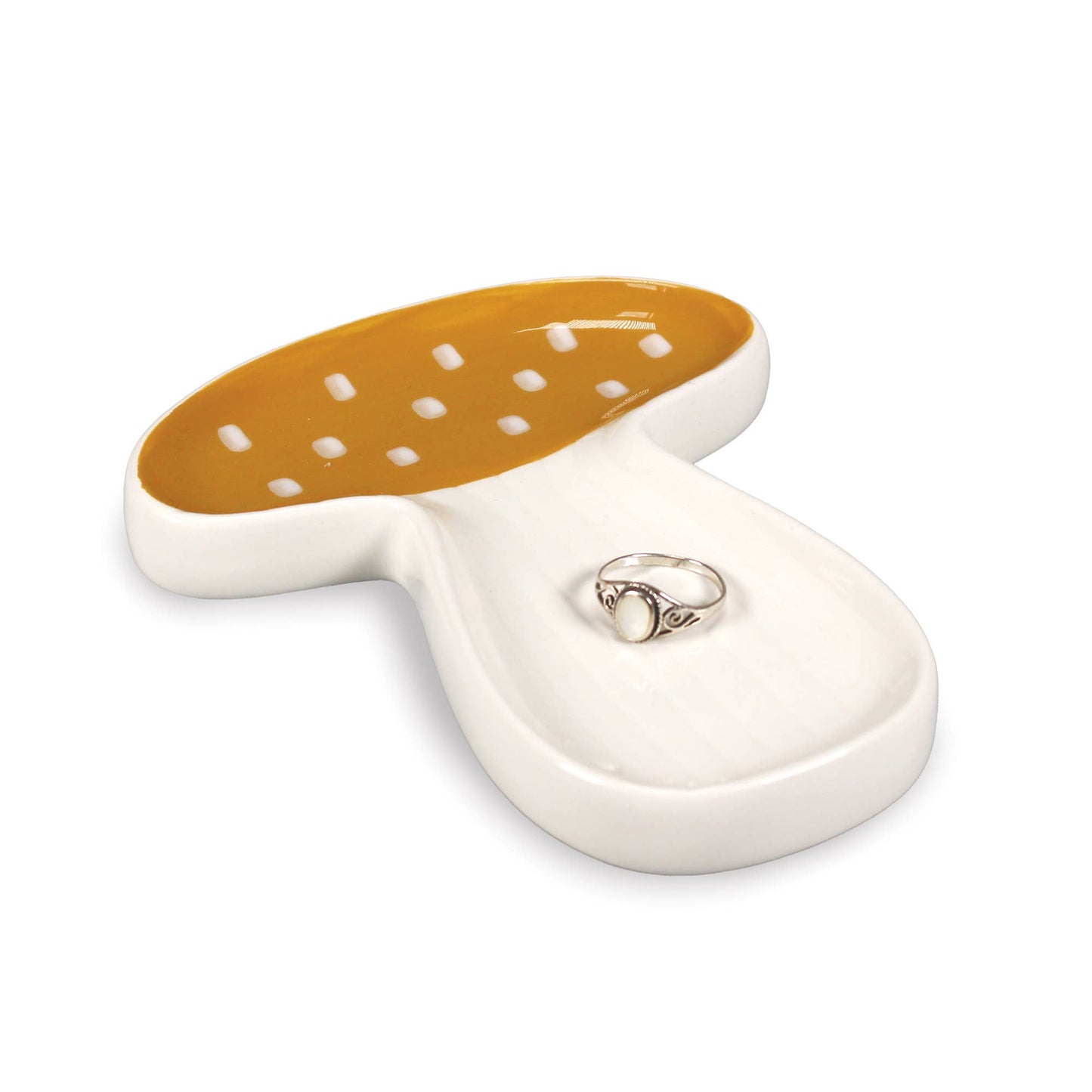 キノコの森をモチーフにしたセラミック製ジュエリーキーホルダー