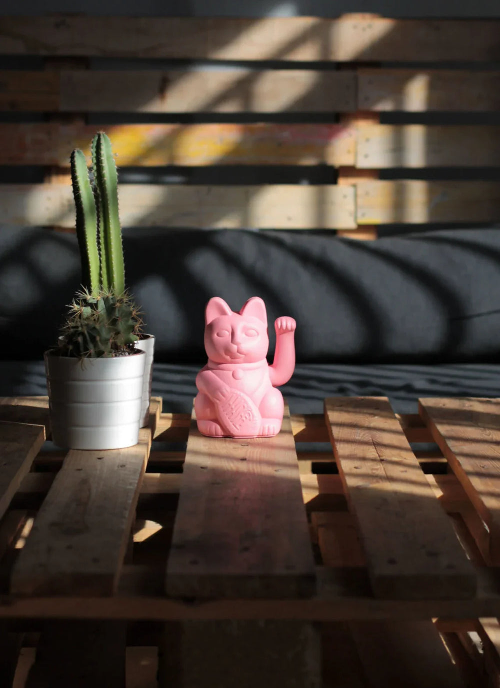 Lucky Cat Pink Bubblegum