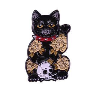 招き猫ピン ブラックスカル