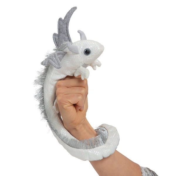 Pulseira de fantoche de dedo de dragão branco