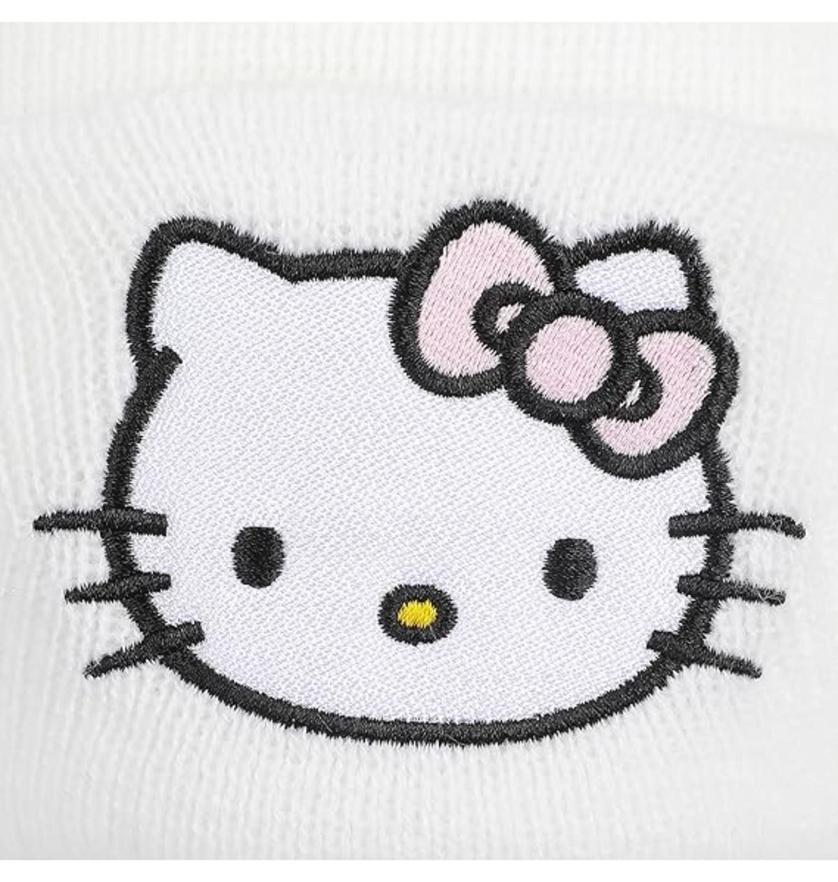 Bonnet blanc Hello Kitty avec logo