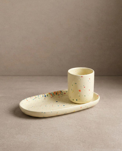 Nouvelle tasse à expresso / coquetier