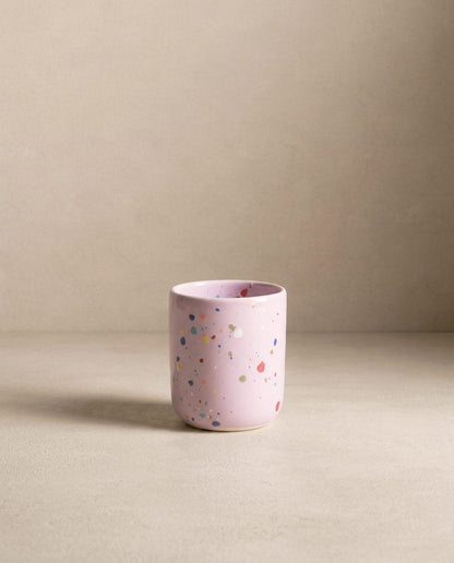 Nouvelle tasse à expresso / coquetier