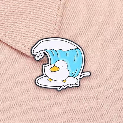 Photo produit - Pin’s Canard Surf