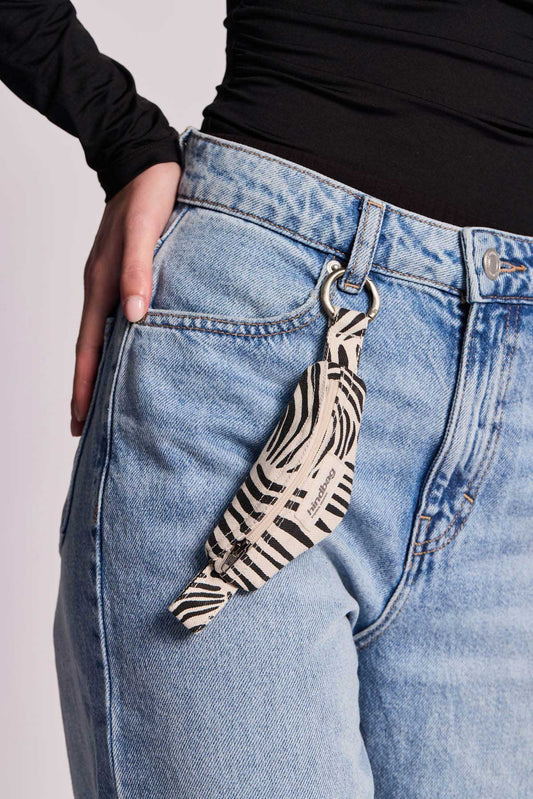 Porte-clés banane Côme Zèbre écru