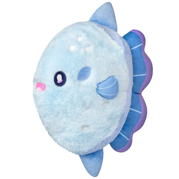 マンボウのぬいぐるみ