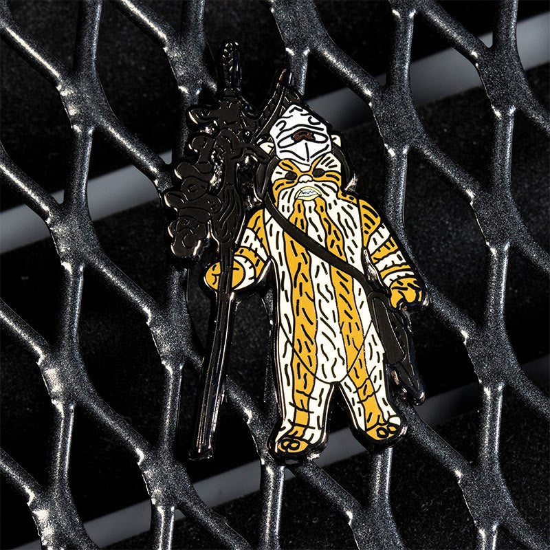 Star Wars Pin Set 1.29 – Logray (Ewok Medicine Man) and Klaatu